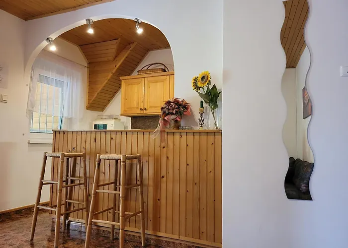 Szemesi Apartmán Balatonszárszó
